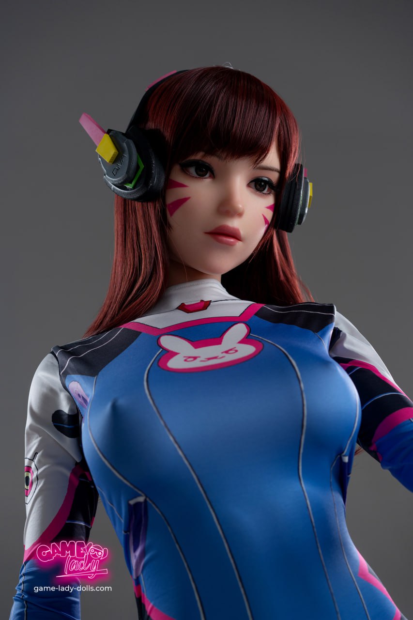 D.Va из Overwatch превратили в куклу для взрослых