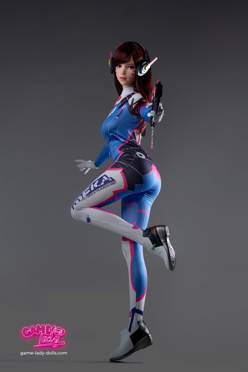 D.Va из Overwatch превратили в куклу для взрослых