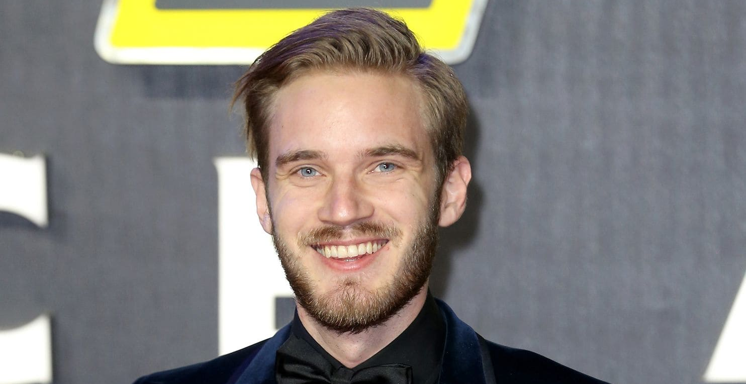 На <b>PewDiePie</b> подписалось больше 100 млн человек.