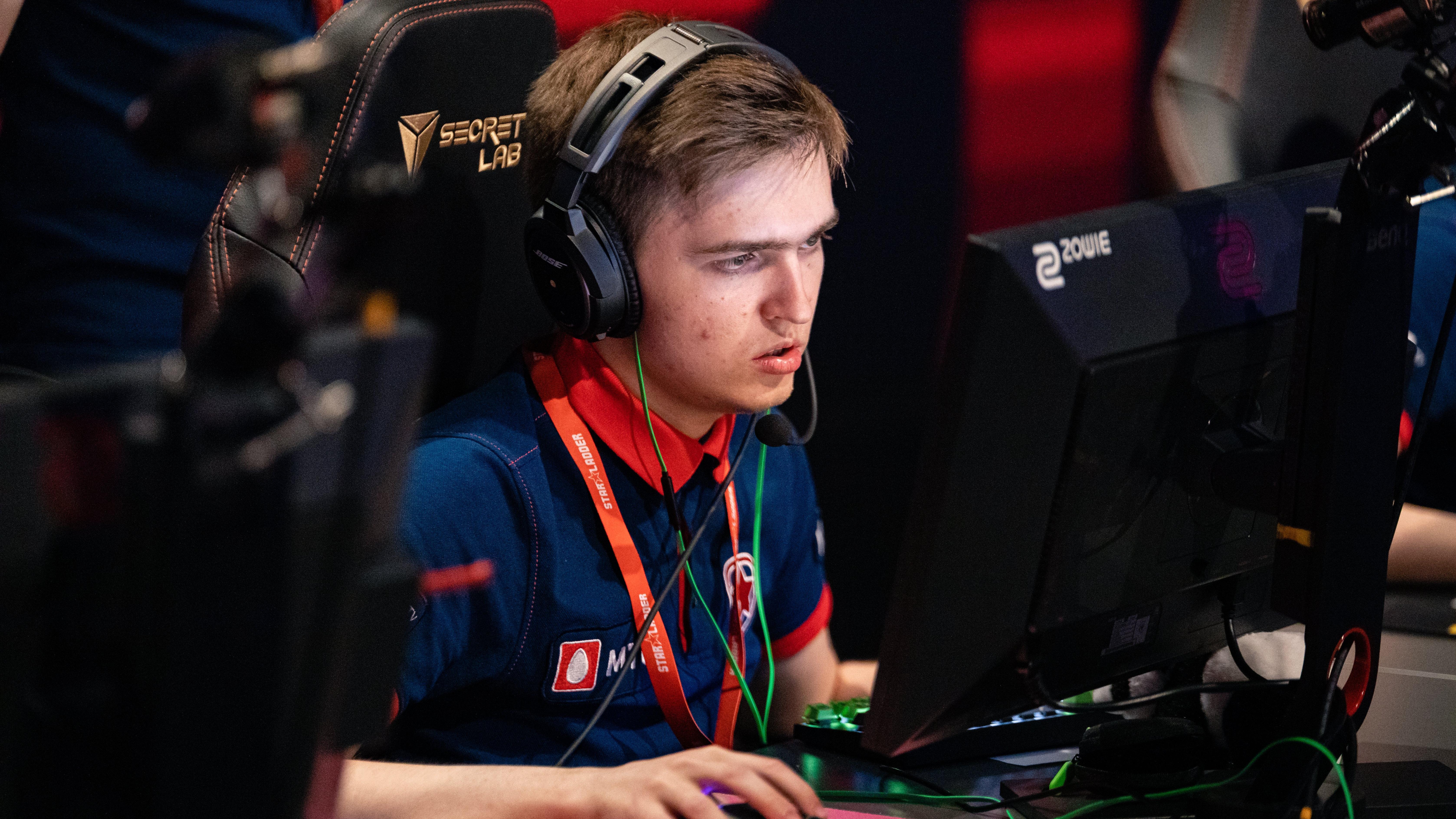 Для игроков 1 новым игрокам. Nafany CS. IEM Katowice 2021 Gambit.