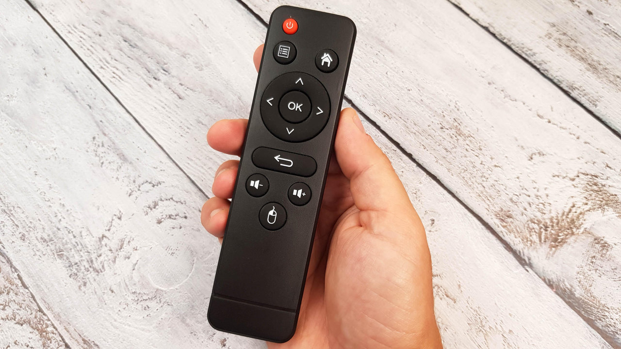 BeeBox Android TV приставка