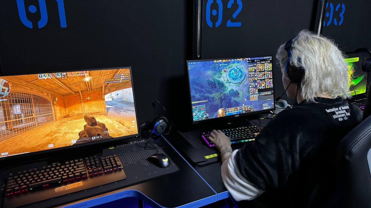 Ржд открыли игровой клуб. Ржд открыли игровой клуб. Игровые автоматы 2000 вулкан. Игровые залы. Игровой клуб вулкан москва.