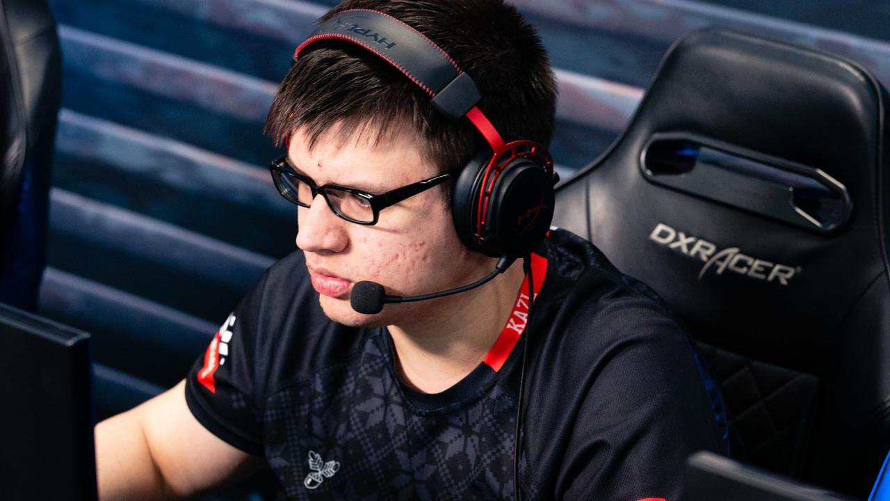 Petushara оценил перспективы VP, Team Spirit и NAVI на мейджоре по Dota 2