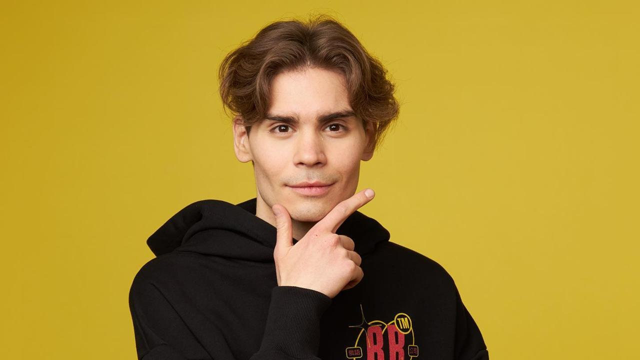 Александр певцы фото Стример Dota 2 оценил шансы команд из топ-4 TI11 на победу в турнире VK Play